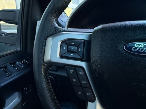 Used 2016 Ford F150 Lariat w/ Equipment Group 502A Luxury AWD/4WD image 46