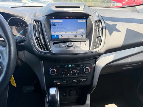 Used 2018 Ford Escape SEL image 16