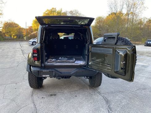 New 2025 Ford Bronco Raptor image 17