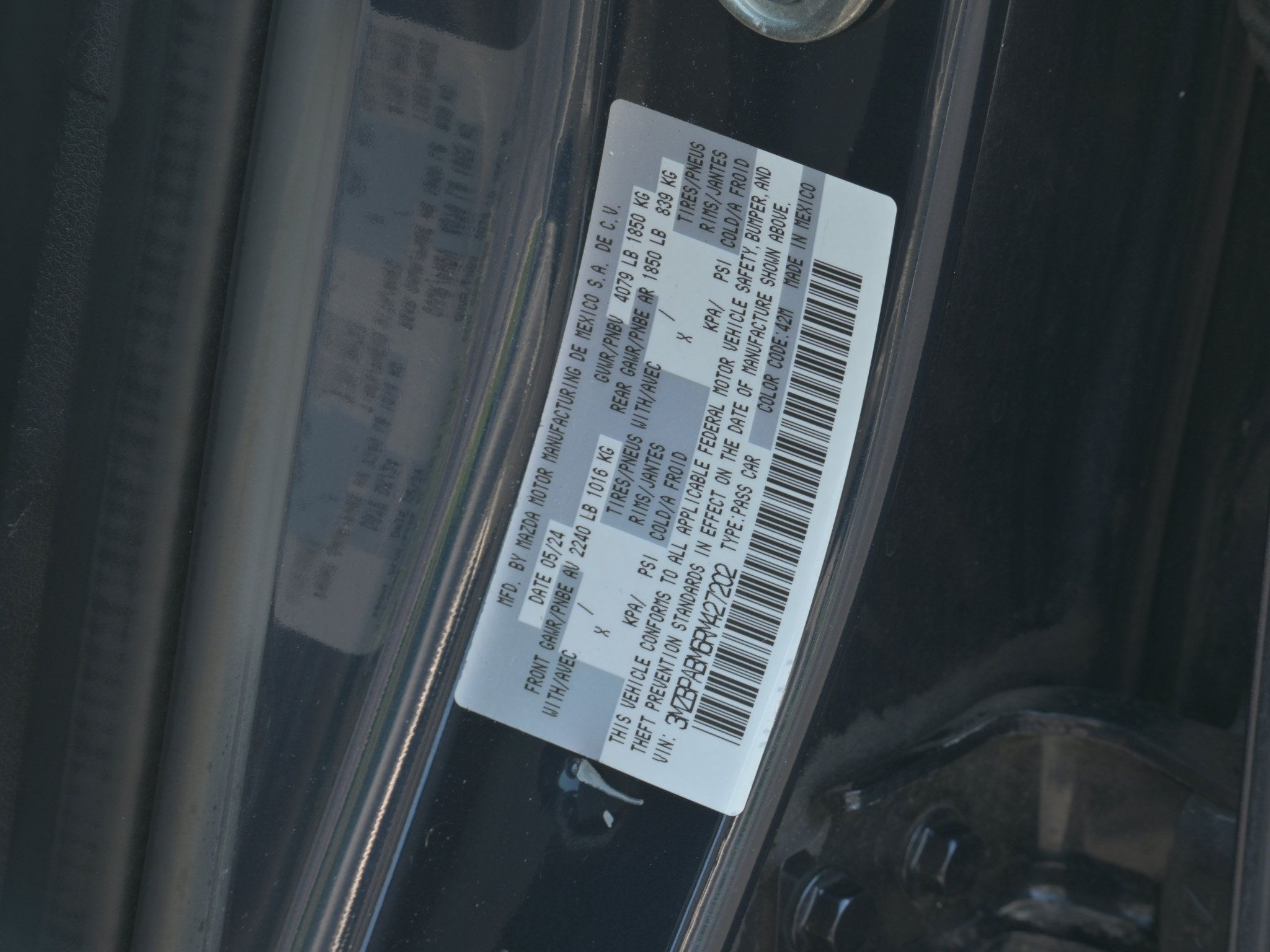 Used 2024 MAZDA MAZDA3 s FWD image 35