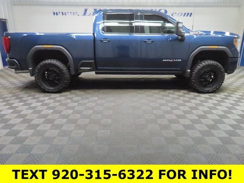 Used 2023 GMC Sierra 2500 AT4 w/ AT4 Premium Plus Package image 3