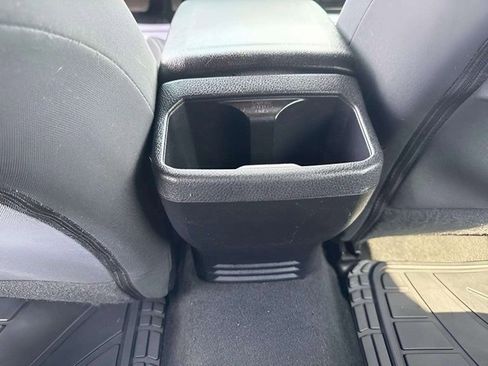 Used 2021 Toyota Tacoma TRD Off-Road image 21