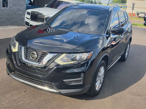 Used 2020 Nissan Rogue SV AWD/4WD image 1
