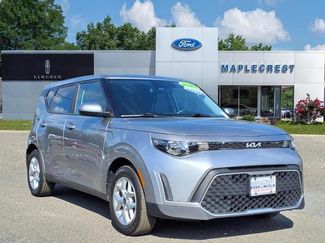 Used 2024 Kia Soul LX w/ Option Group 015 image 1