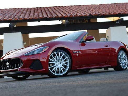 Used 2019 Maserati GranTurismo Sport image 3