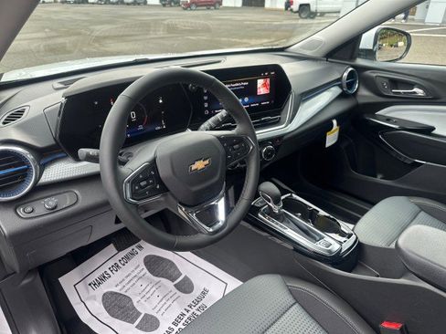 New 2026 Chevrolet Trax LT w/ Driver Confidence Package image 18
