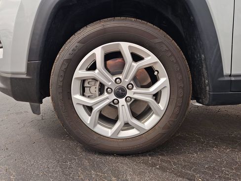 Used 2025 Jeep Compass Sport AWD/4WD image 10