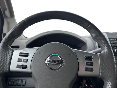 Used 2013 Nissan Frontier SV w/ SV Value Truck Pkg image 14