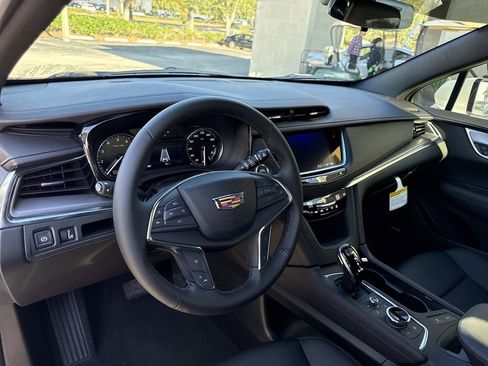 New 2026 Cadillac XT5 Luxury w/ LPO, Premium Carpet Package image 33