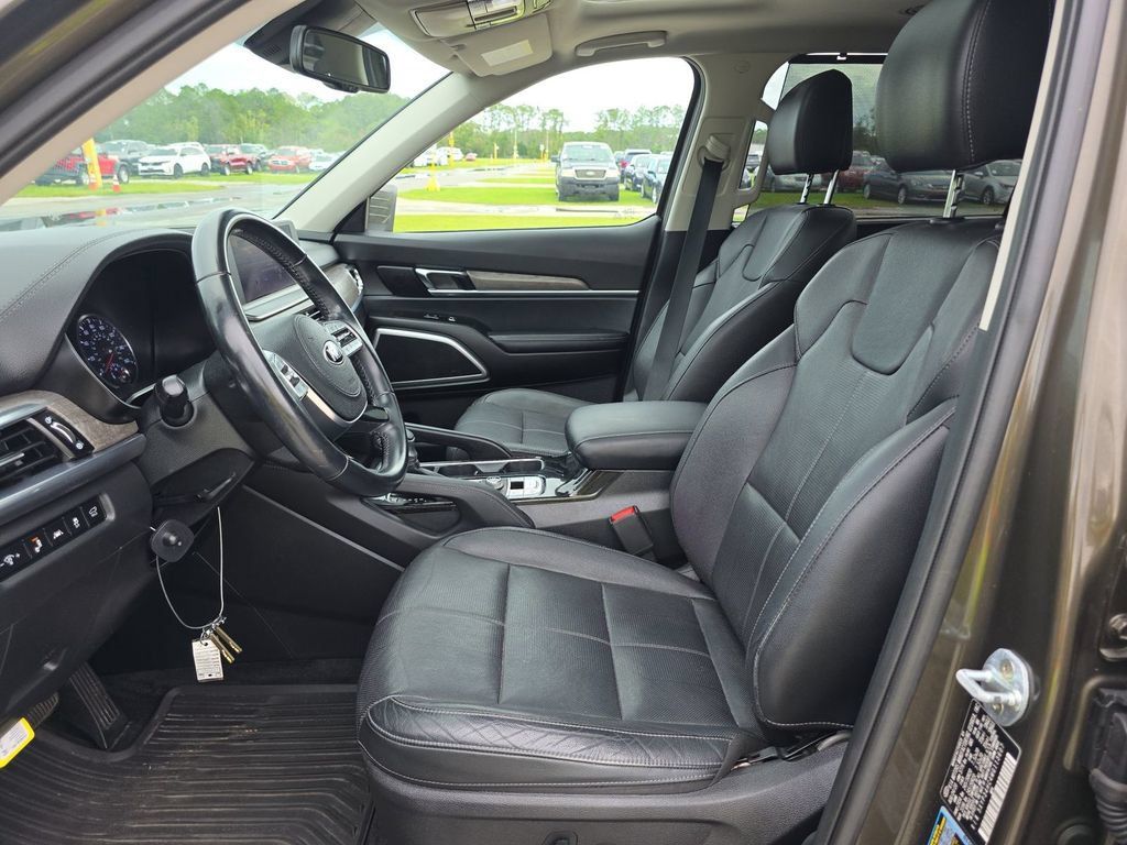 Used 2021 Kia Telluride EX w/ EX Premium Package FWD image 8