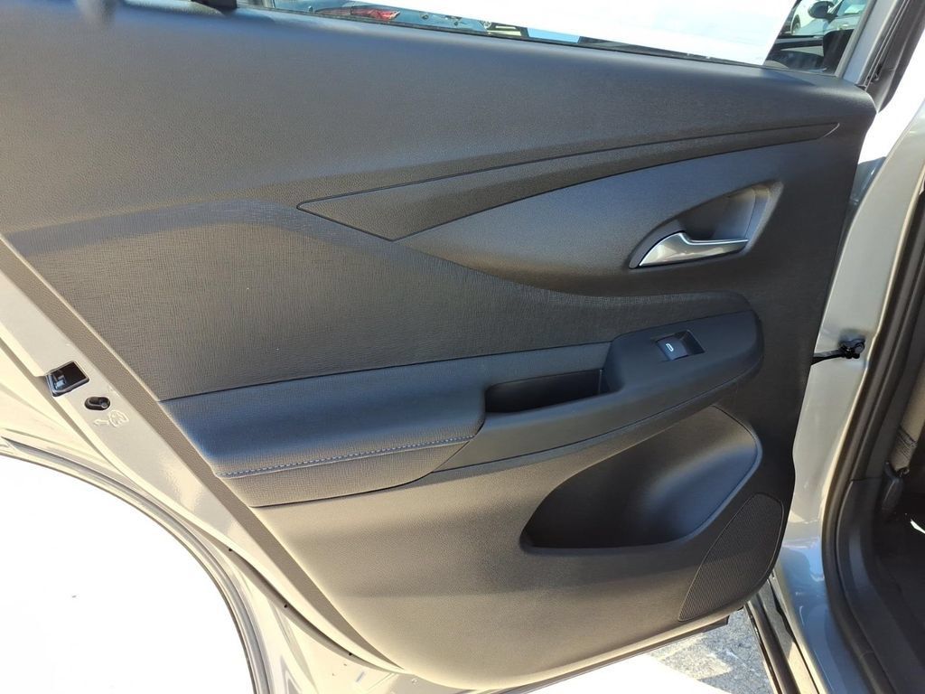 New 2026 Buick Envista Sport Touring w/ Convenience I Package FWD image 15