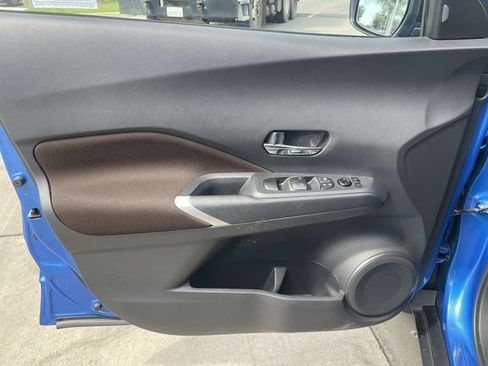 Used 2023 Nissan Kicks SR FWD image 20