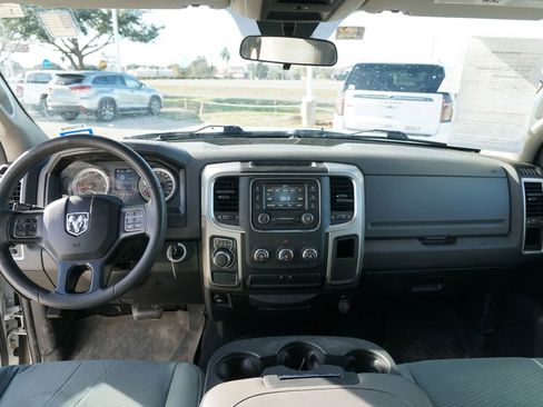 Used 2019 RAM 1500 Classic SLT image 20