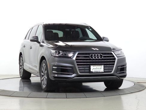 Used 2019 Audi Q7 3.0T Premium w/ Convenience Package AWD/4WD image 1