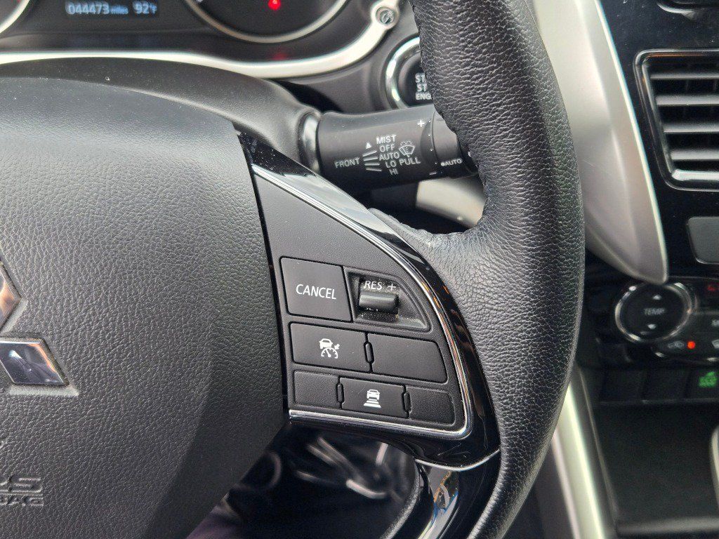 Used 2024 Mitsubishi Eclipse Cross SE AWD/4WD image 32