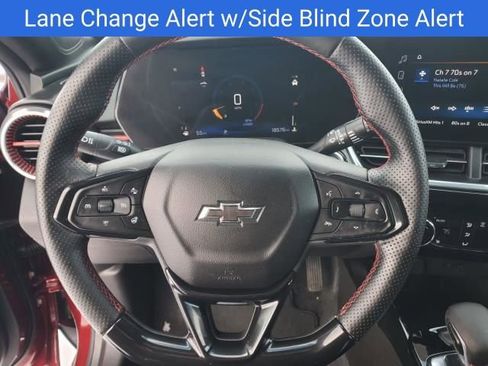 Certified 2024 Chevrolet Trax RS w/ Driver Confidence Package image 17