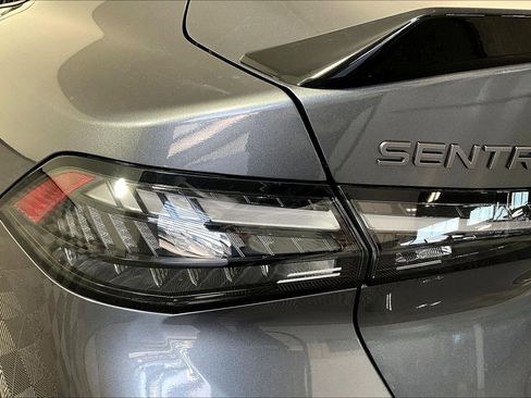 New 2026 Nissan Sentra SR FWD image 15