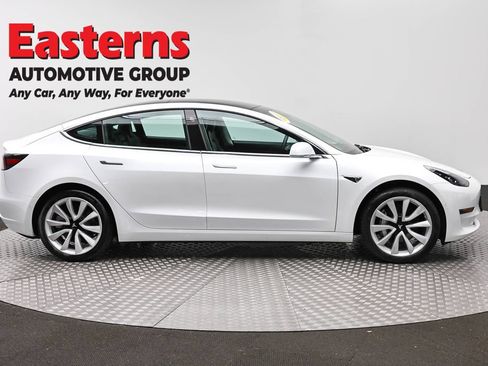 Used 2019 Tesla Model 3 Performance AWD/4WD image 3