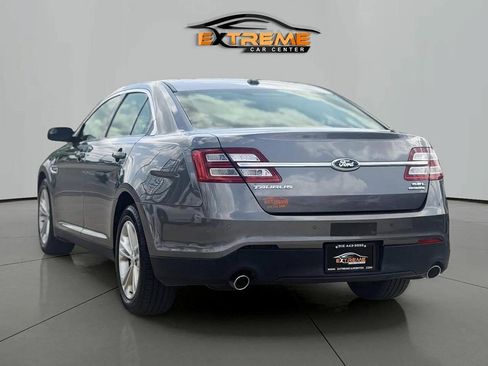 Used 2013 Ford Taurus SEL FWD image 4