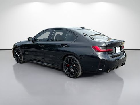 Used 2025 BMW 330i Sedan w/ M Sport Package RWD image 5