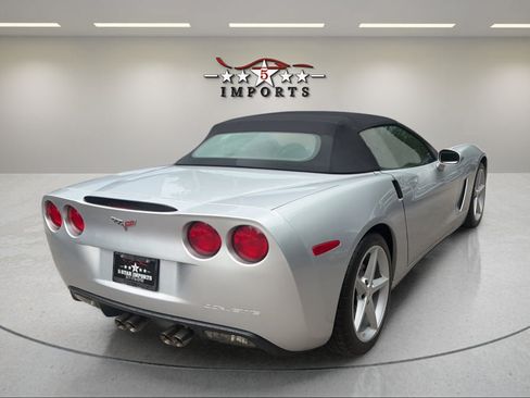 Used 2013 Chevrolet Corvette Convertible RWD image 5