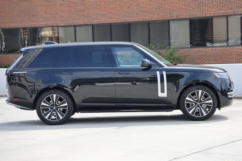 Used 2025 Land Rover Range Rover Long Wheelbase Autobiography AWD/4WD image 4