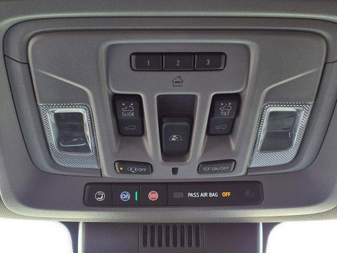 Certified 2024 GMC Sierra 2500 Denali w/ Denali Reserve Package image 18