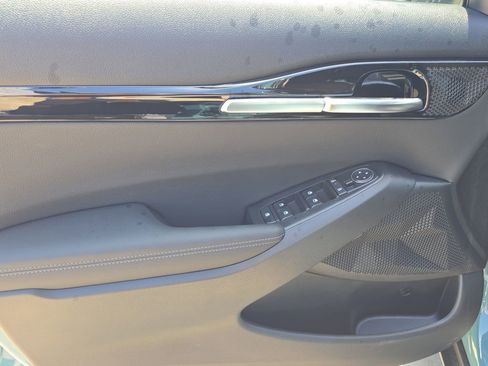 New 2026 Kia Seltos S FWD image 17