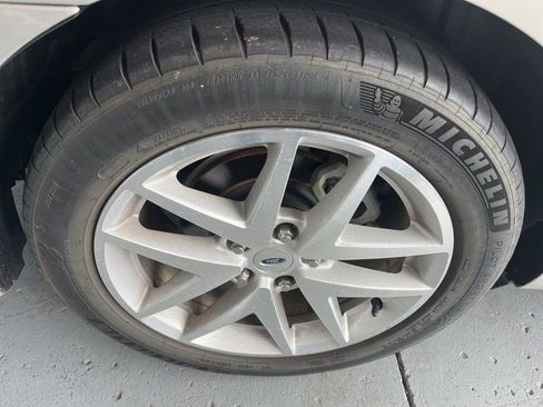 Used 2010 Ford Fusion SEL FWD image 10