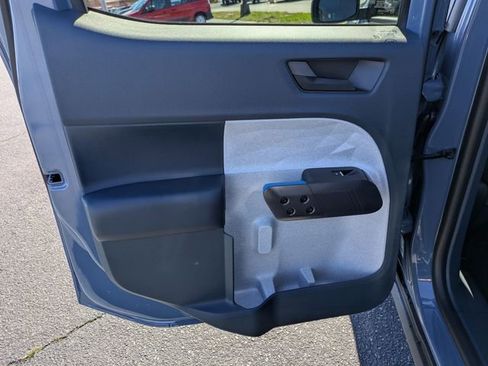 New 2025 Ford Maverick XLT image 23