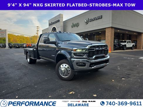 New 2026 RAM 5500 4x4 Crew Cab image 1