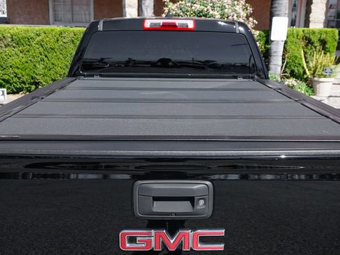 Used 2018 GMC Canyon W/T w/ Convenience Package image 8