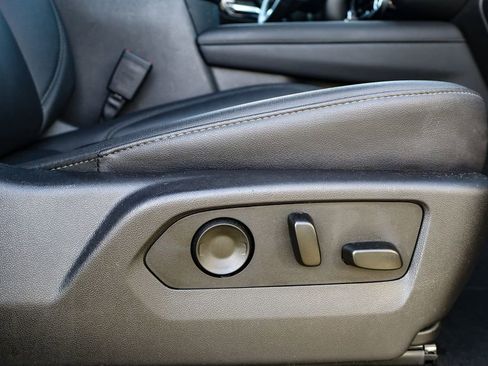 Used 2025 Chevrolet Tahoe LT image 25