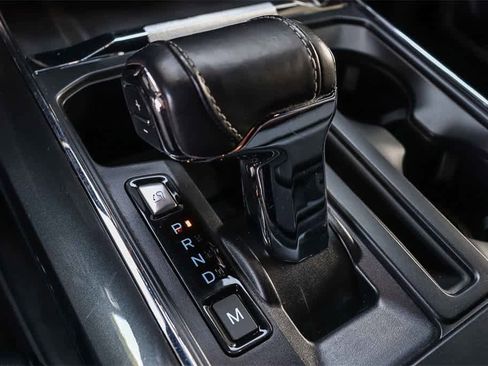 Used 2021 Ford F150 Lariat w/ Equipment Group 502A High image 20