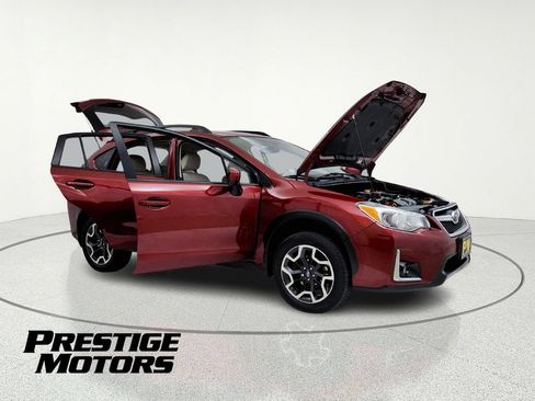 Used 2017 Subaru Crosstrek 2.0i Premium AWD/4WD image 11