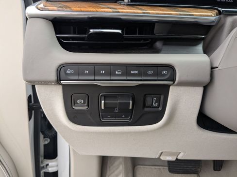 Used 2024 Cadillac Escalade Sport Platinum image 20