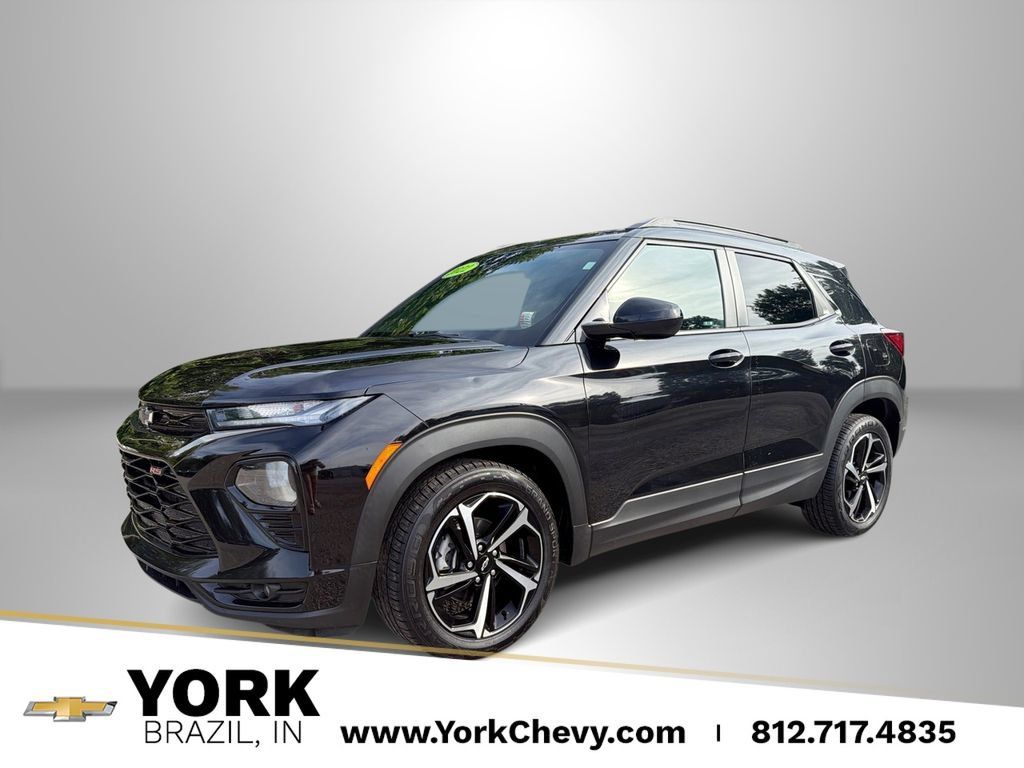 Used 2022 Chevrolet TrailBlazer RS FWD image 1