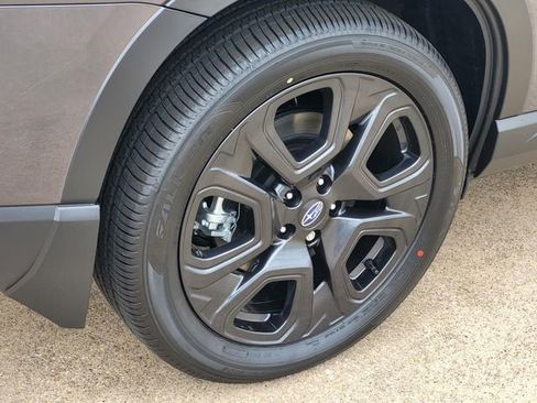 New 2025 Subaru Ascent Bronze Edition image 5