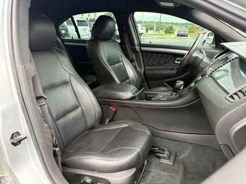 Used 2017 Ford Taurus SEL w/ Equipment Group 201A AWD/4WD image 15