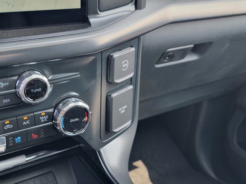 New 2025 Ford F150 Lariat w/ Equipment Group 502A High image 21