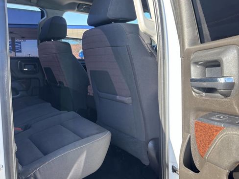 Used 2017 GMC Sierra 1500 SLE image 16