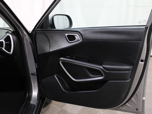Used 2024 Kia Soul LX w/ Option Group 015 image 27