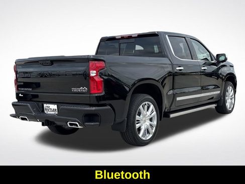 Used 2026 Chevrolet Silverado 1500 High Country AWD/4WD image 8
