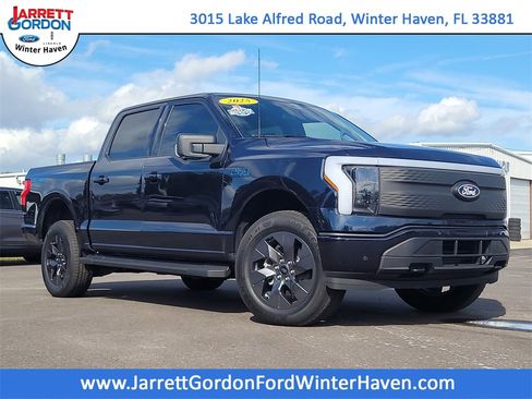 Used 2025 Ford F150 Lightning Flash image 1