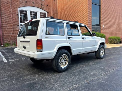 Used 1998 Jeep Cherokee Classic AWD/4WD image 4