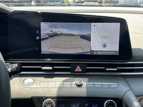 Used 2024 Hyundai Elantra SEL FWD image 21