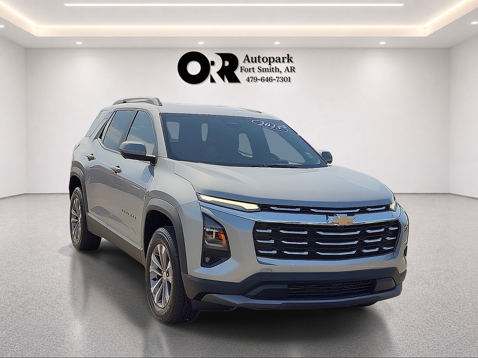 Used 2025 Chevrolet Equinox LT w/ Convenience Package II FWD image 1