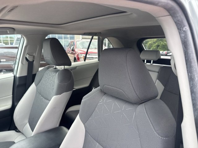Used 2023 Toyota RAV4 XLE w/ Convenience Package FWD image 13