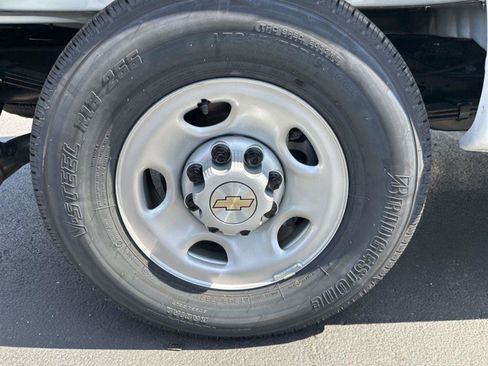 New 2025 Chevrolet Express 2500 w/ Communications Package RWD image 29