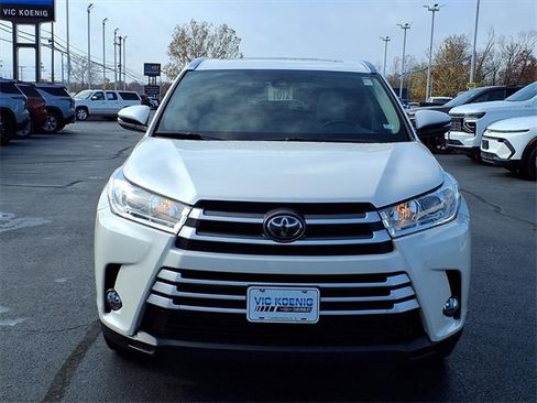 Used 2019 Toyota Highlander XLE image 20